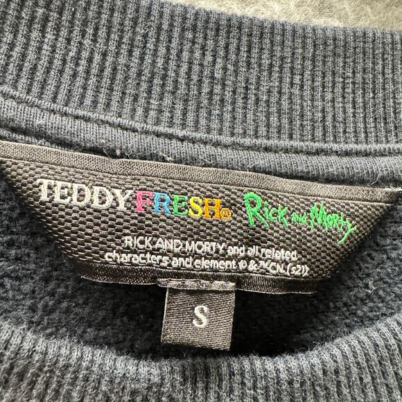 Teddy Fresh x Rick and Morty Sweatshirt Adult Small Black Embroidered Pullover - Picture 2 of 7